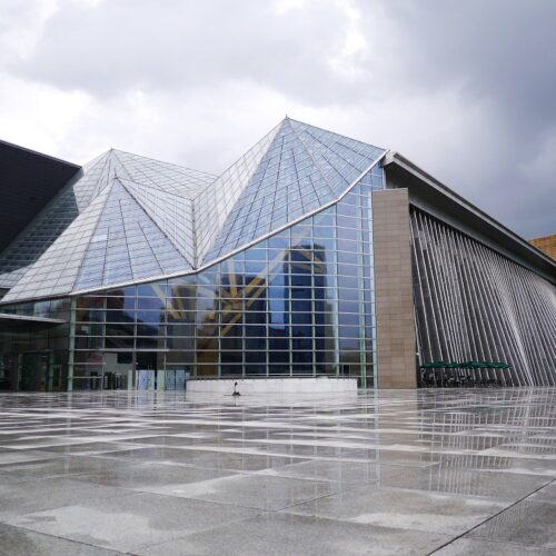 Pritzker Prize-Winning Architect Arata Isozaki Passes Away at 91